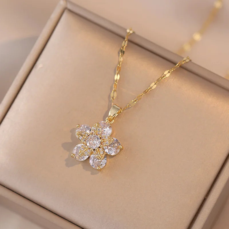 BloomSpin-Zircon Flower Necklace 🌸💎 Elegance in Motion